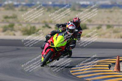 media/Nov-06-2022-SoCal Trackdays (Sun) [[208d2ccc26]]/Turn 11 (10am)/